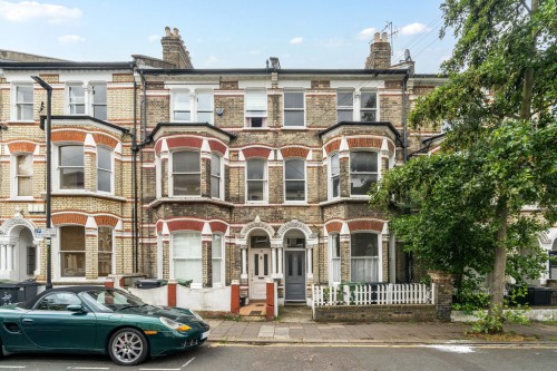 Sandmere Road, Clapham