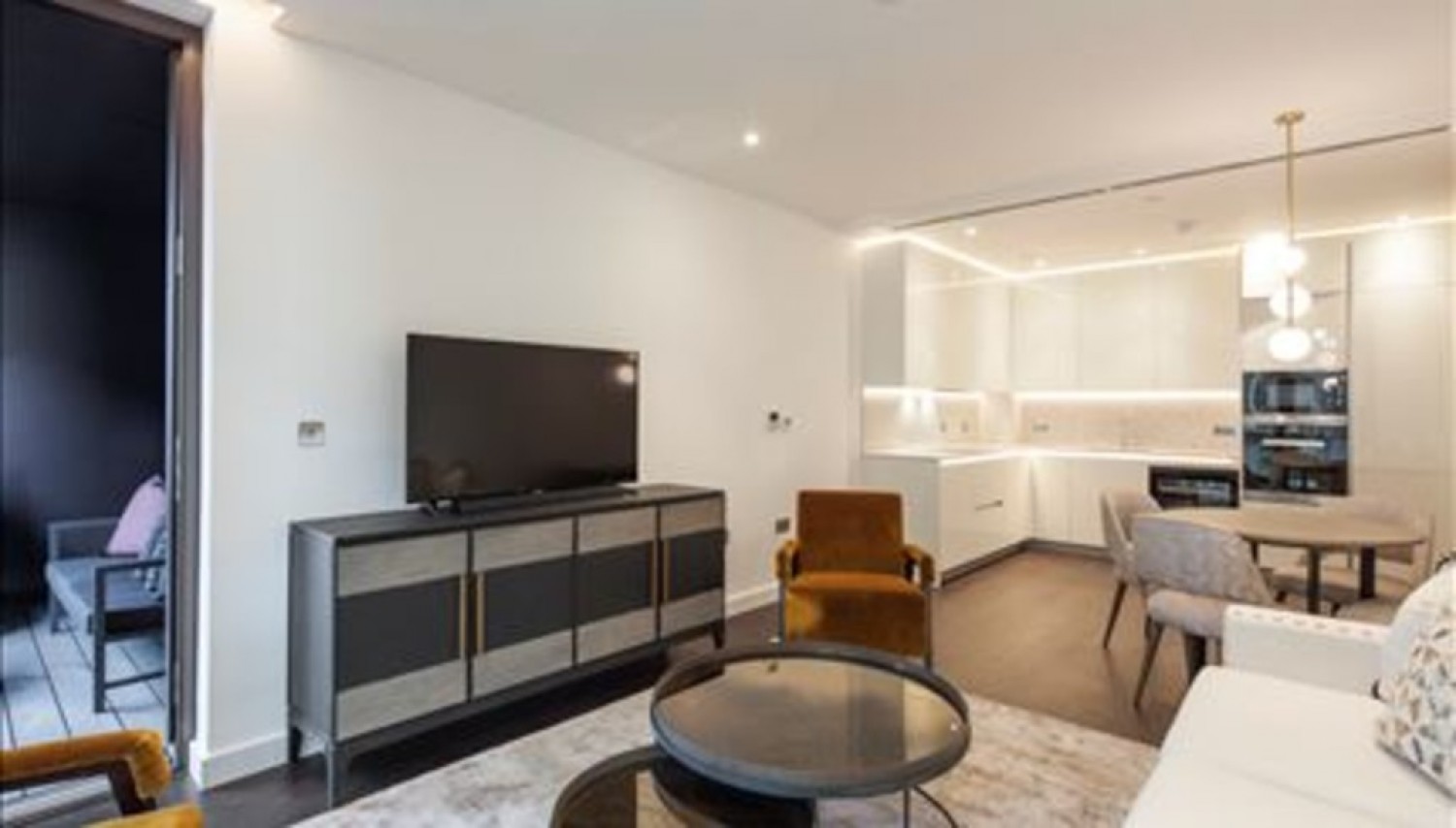 2 bedroom Flat for Letting The Residence , Nine Elms