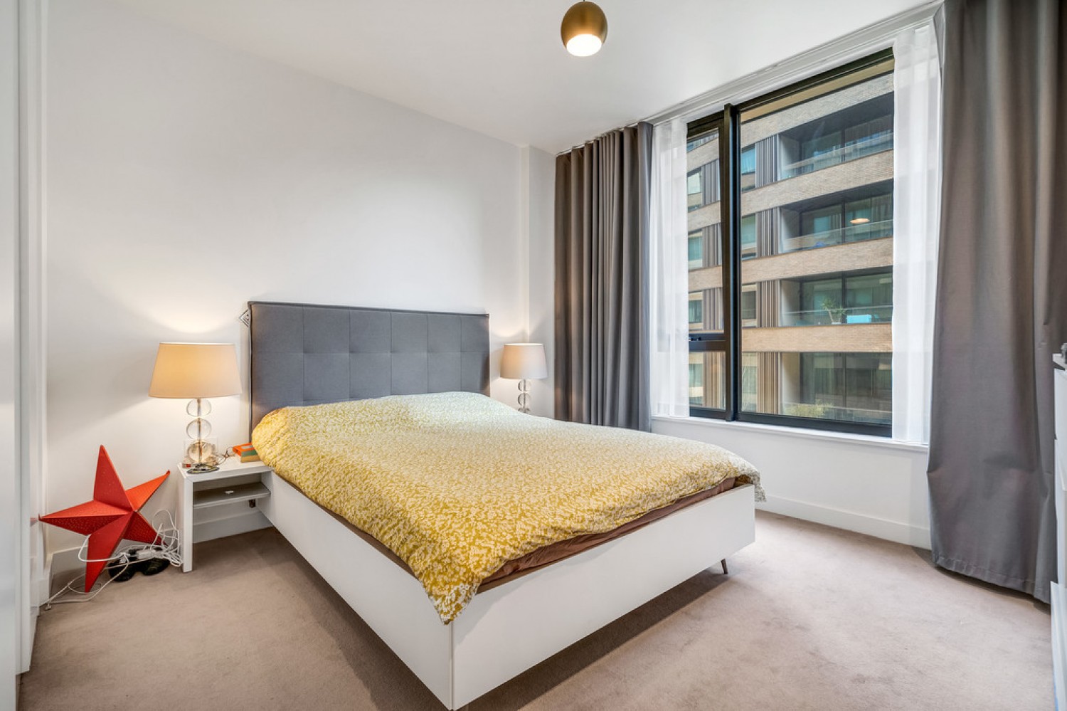 2 bedroom Flat for Sale Television Centre, White City