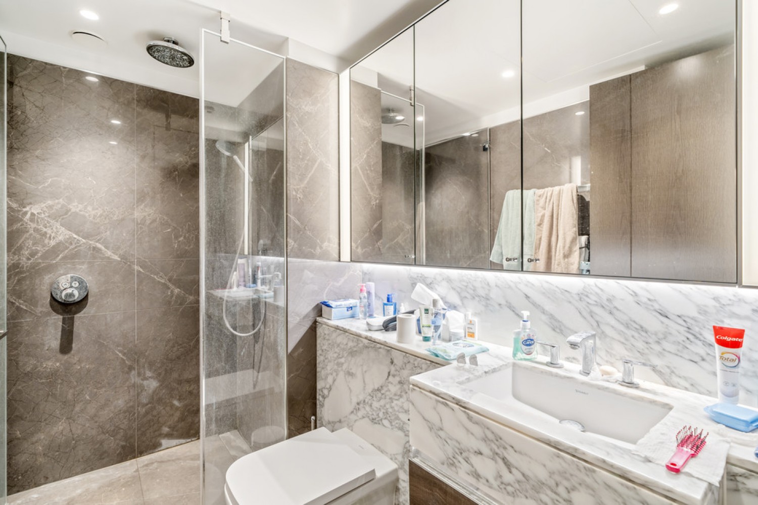2 bedroom Flat for Letting Thames City, Carnation Way