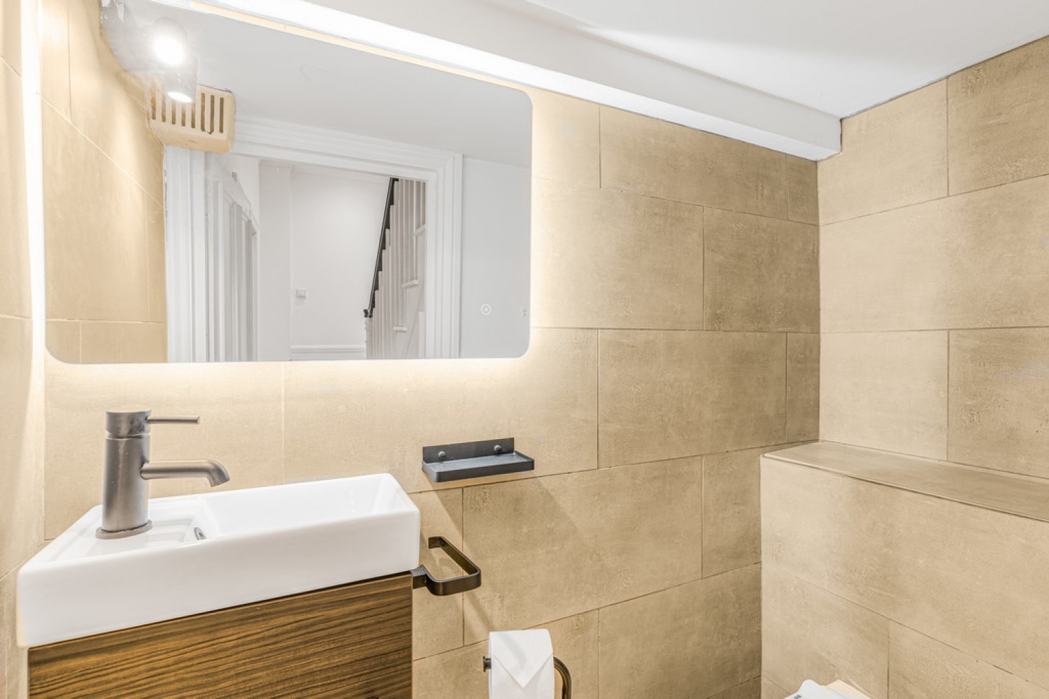 5 bedroom House for Sale Lots Road, Chelsea