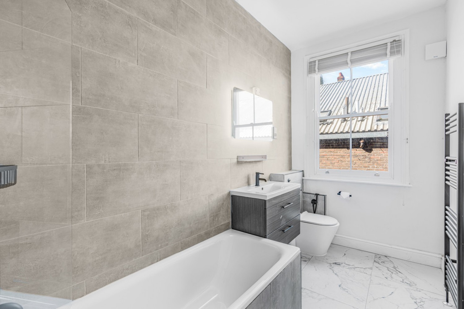 5 bedroom House for Sale Lots Road, Chelsea