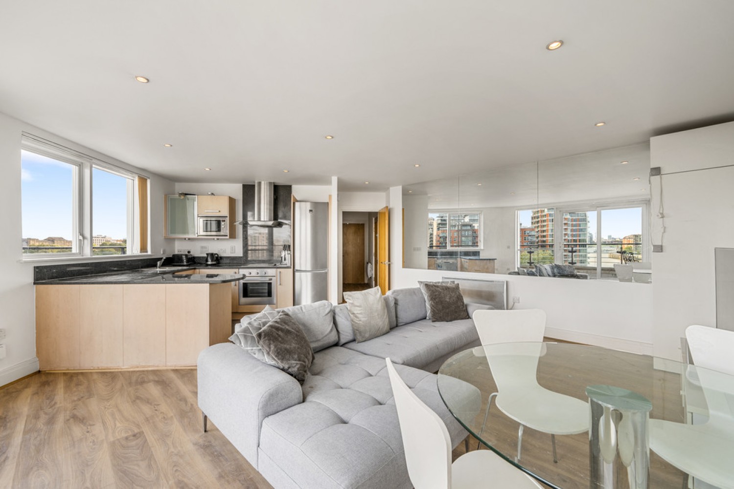 Riverside West, Battersea, Wandsworth