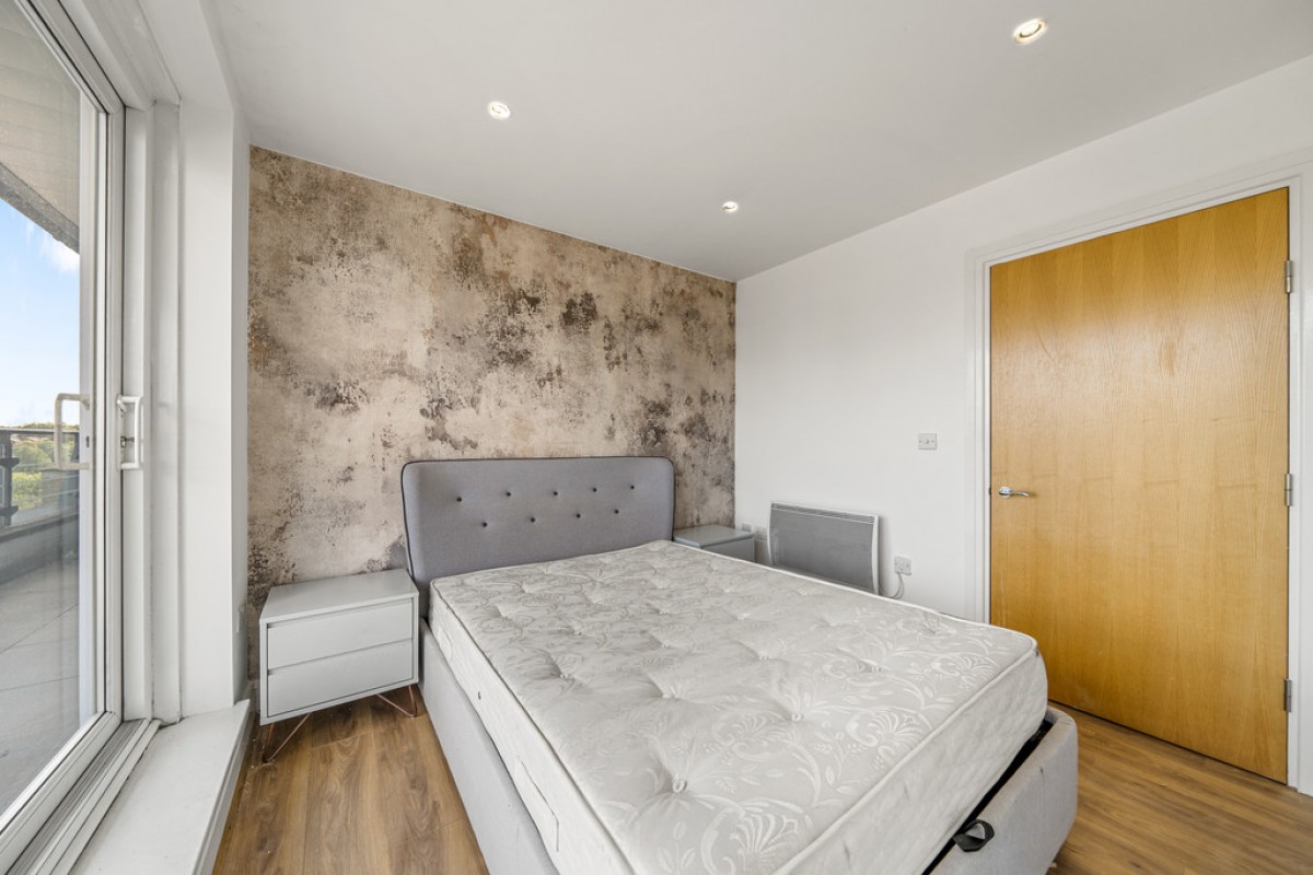 Riverside West, Battersea, Wandsworth