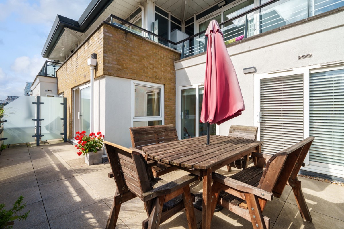 Riverside West , Wandsworth