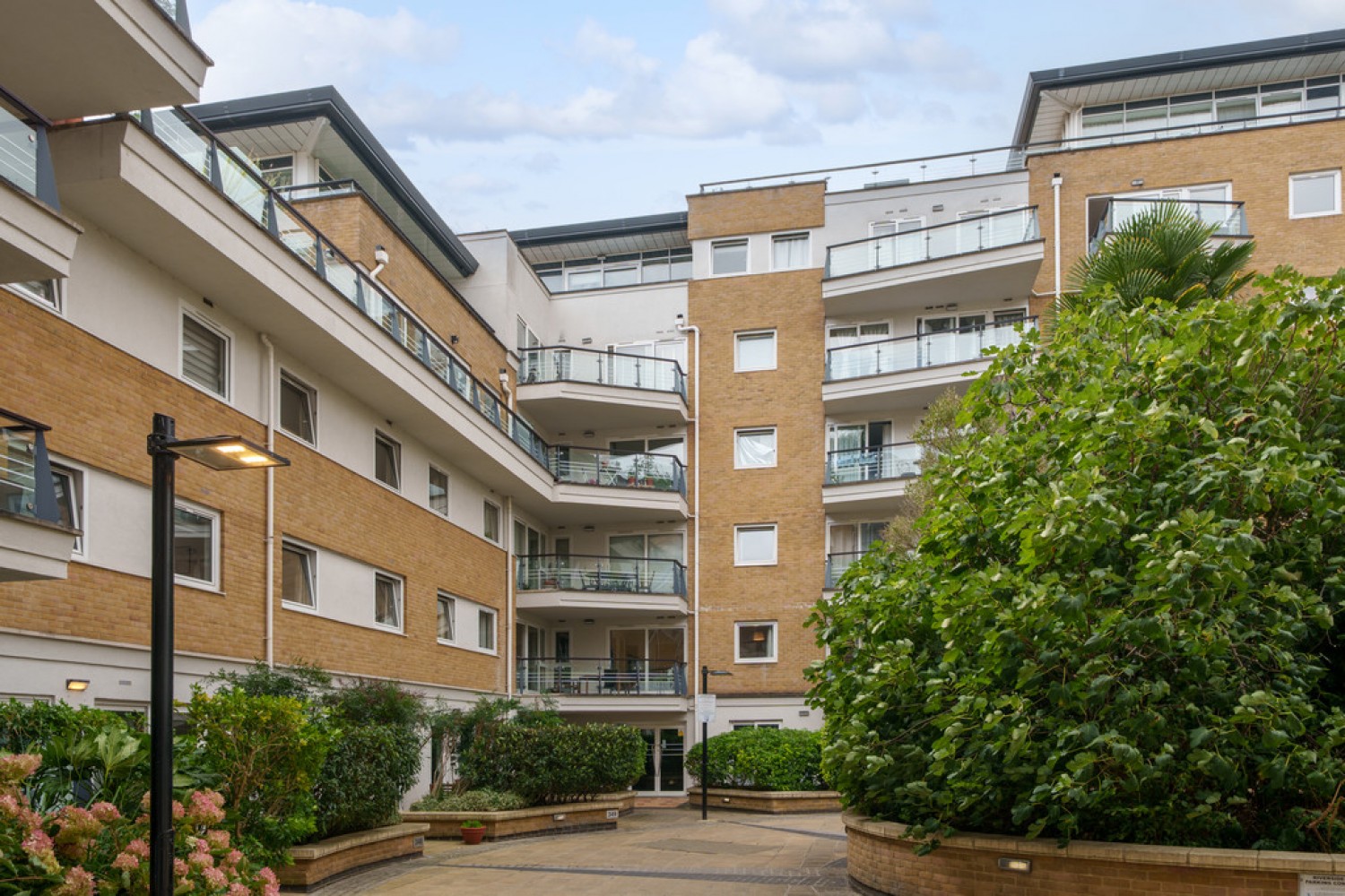 Riverside West , Wandsworth