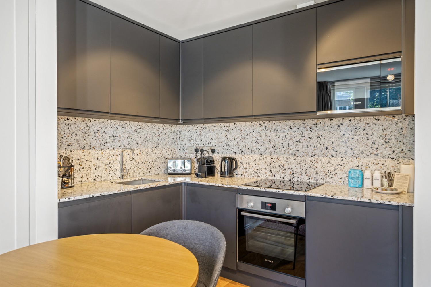 0 bedroom Flat for Letting Coleherne Road, Chelsea, London