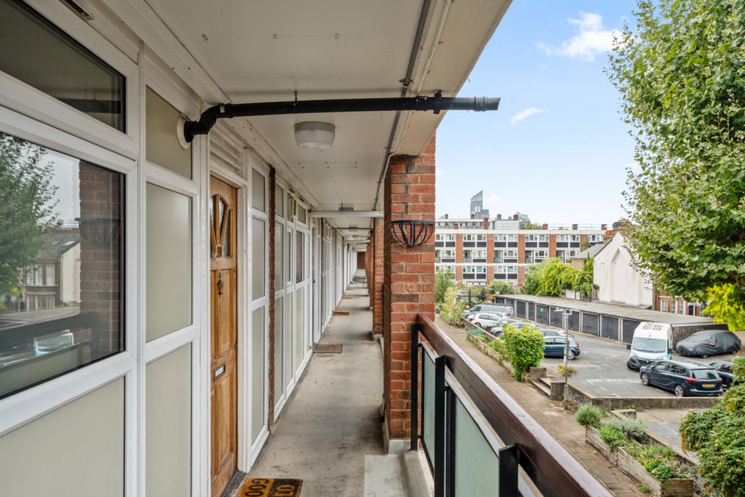 3 bedroom Flat for Sale Searles Close, Battersea