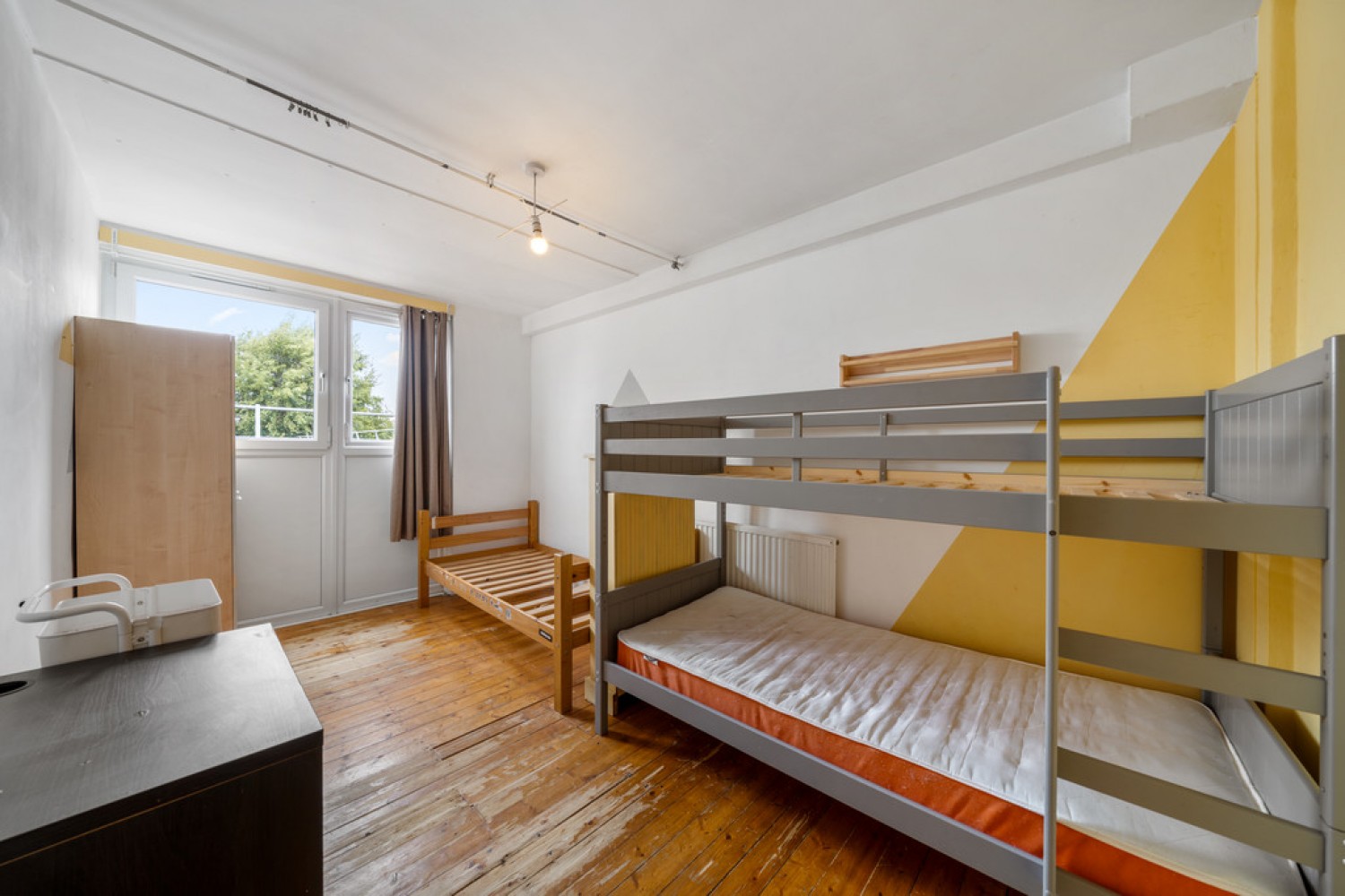 3 bedroom Flat for Sale Searles Close, Battersea