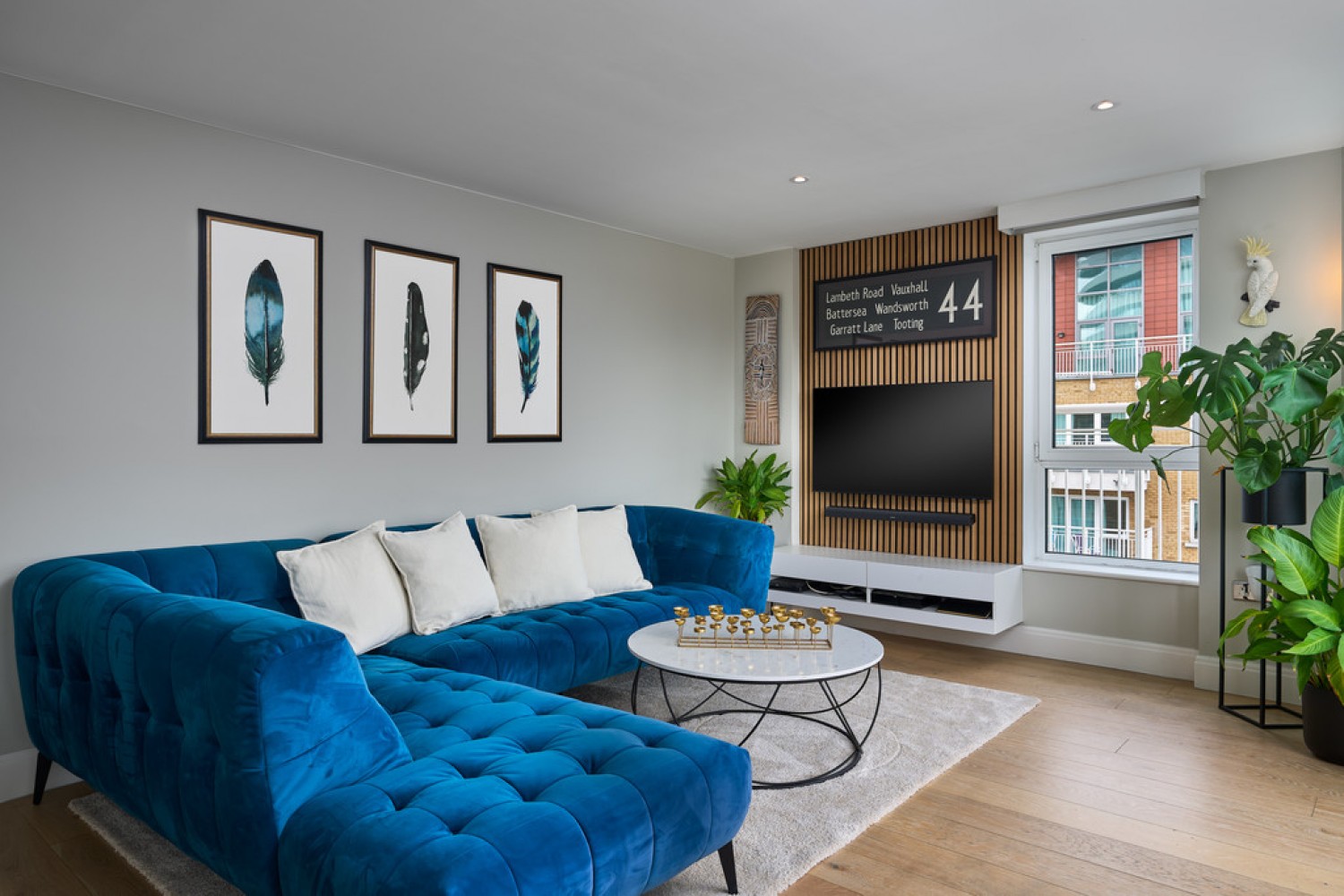 2 bedroom Flat for Sale Lombard Road, Battersea, London