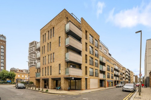 Chatfield Road, Battersea