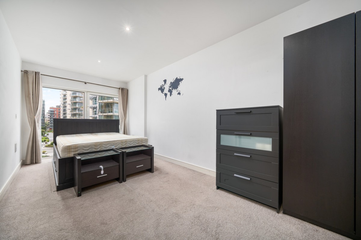 Flotilla House, Battersea Reach