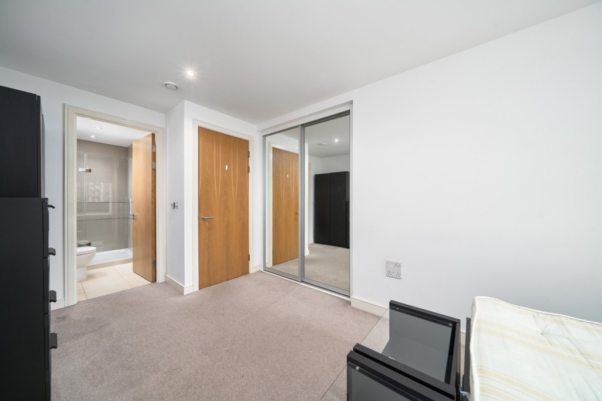 Flotilla House, Battersea Reach