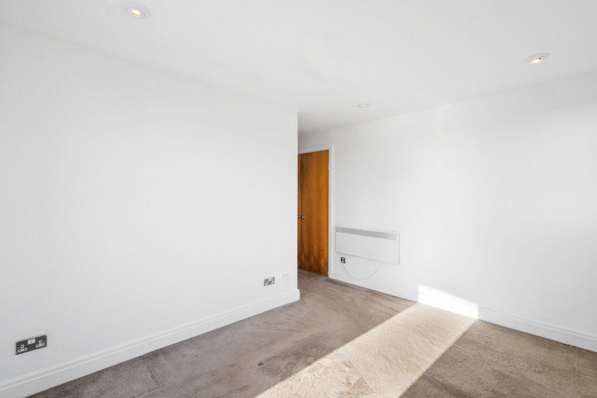 Smugglers Way, Riverside West, Wandsworth