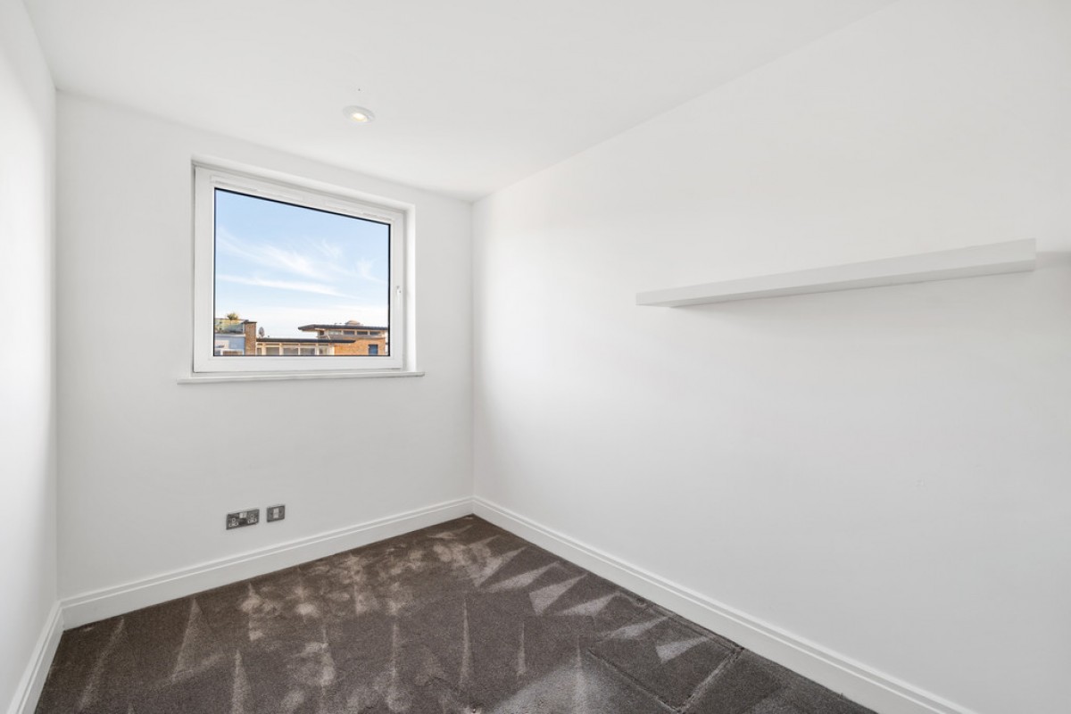 Smugglers Way, Riverside West, Wandsworth