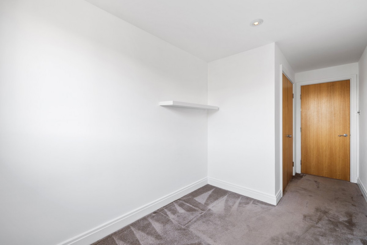 Smugglers Way, Riverside West, Wandsworth