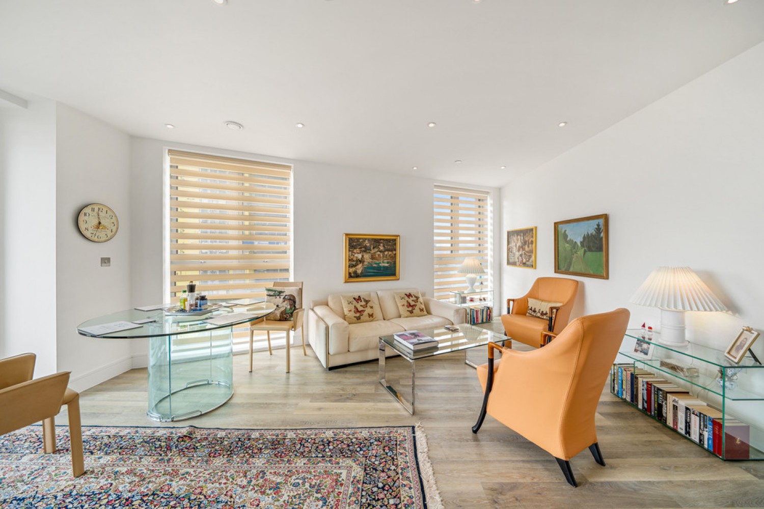 2 bedroom Flat for Sale York Road, Battersea