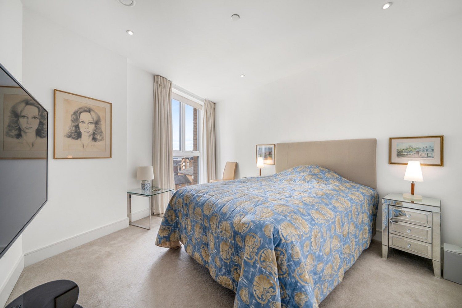 2 bedroom Flat for Sale York Road, Battersea