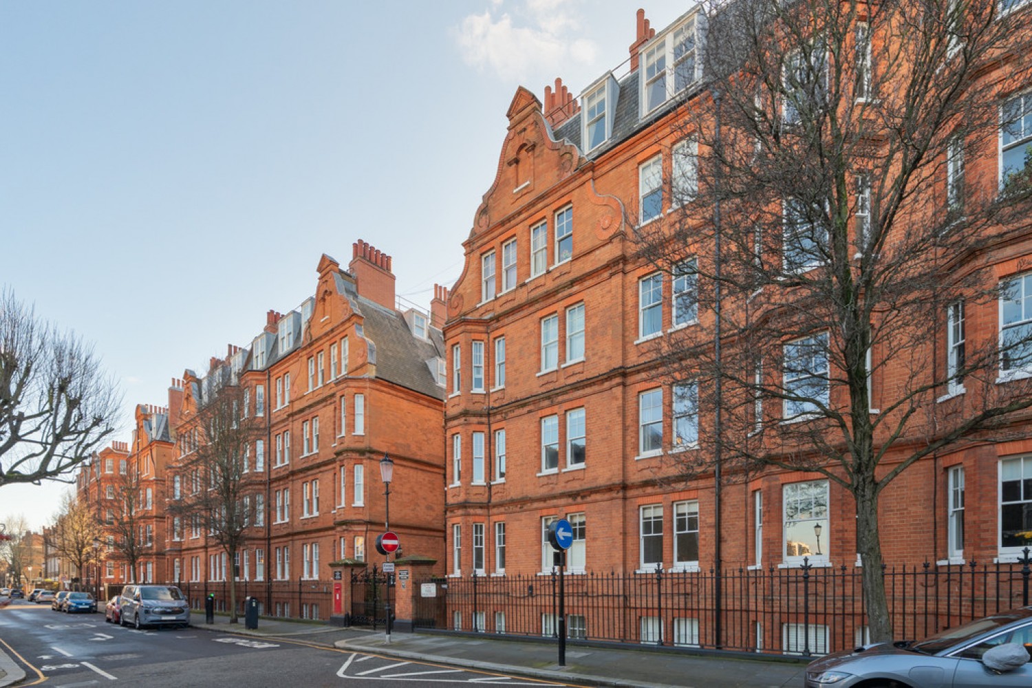1 bedroom Flat for Sale Elm Park Mansions, Chelsea