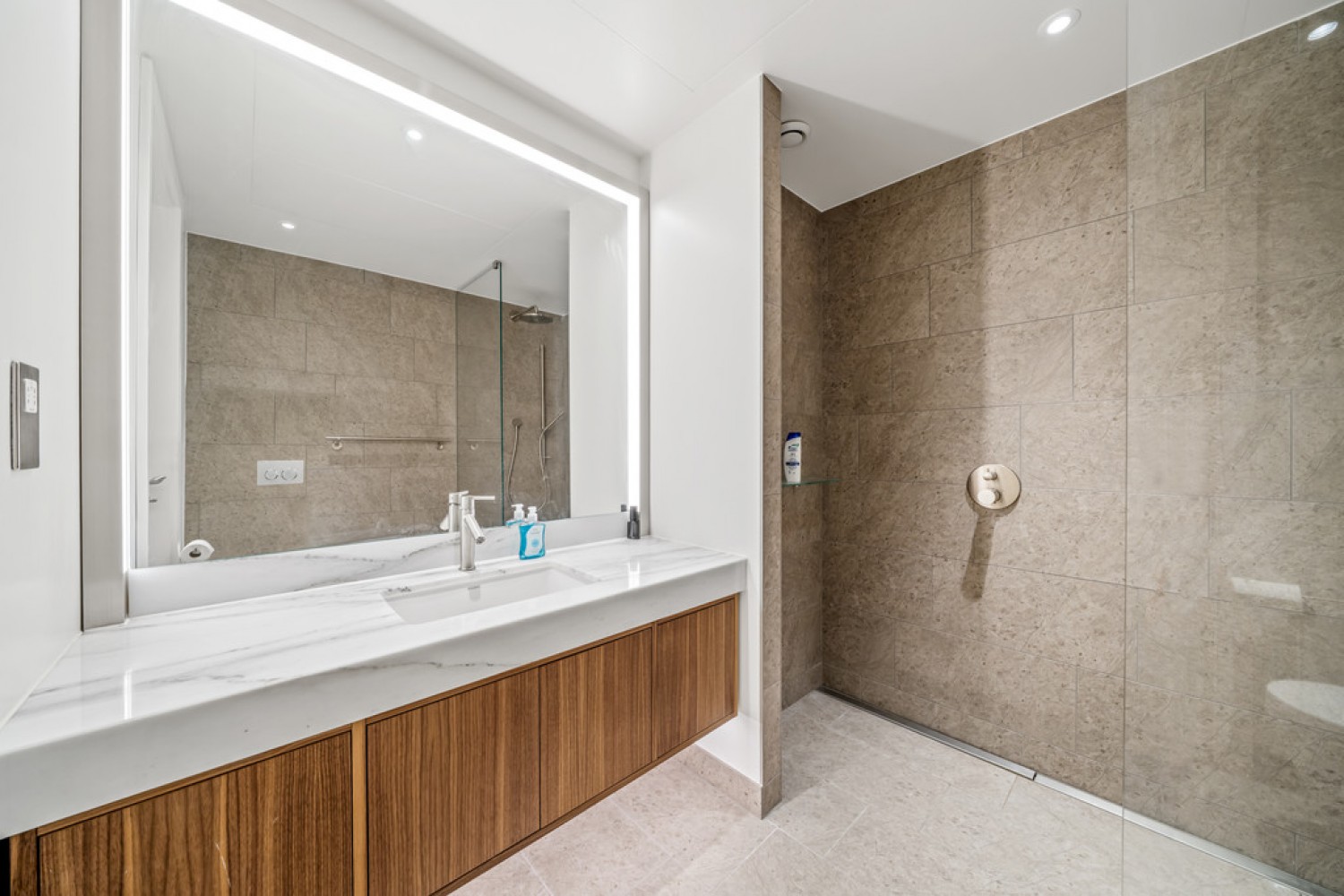 Wilshire House, 2 Prospect Way