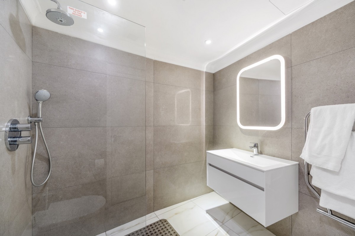 Lombard Road, Battersea, Wandsworth