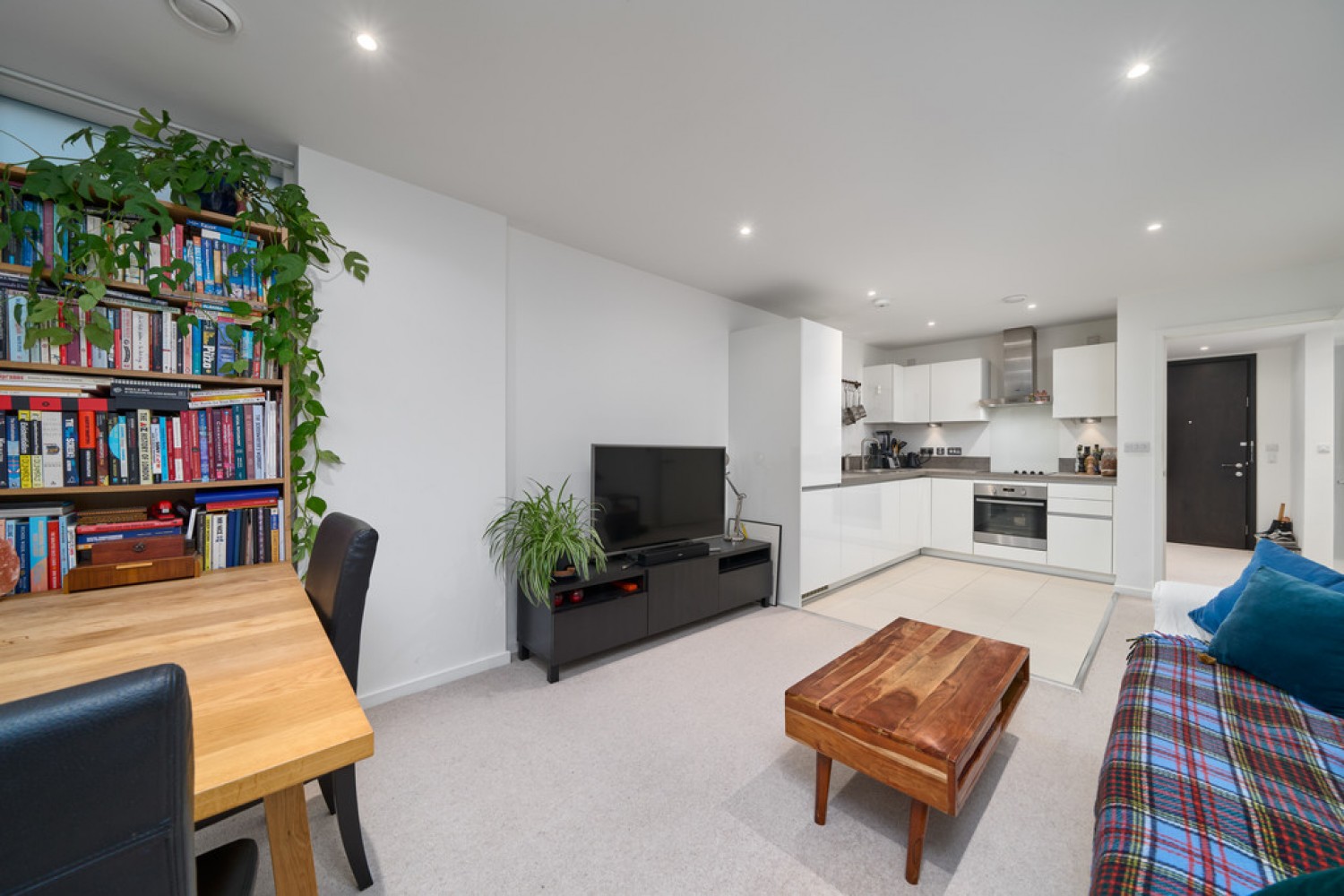 Trafalgar House, Battersea Reach