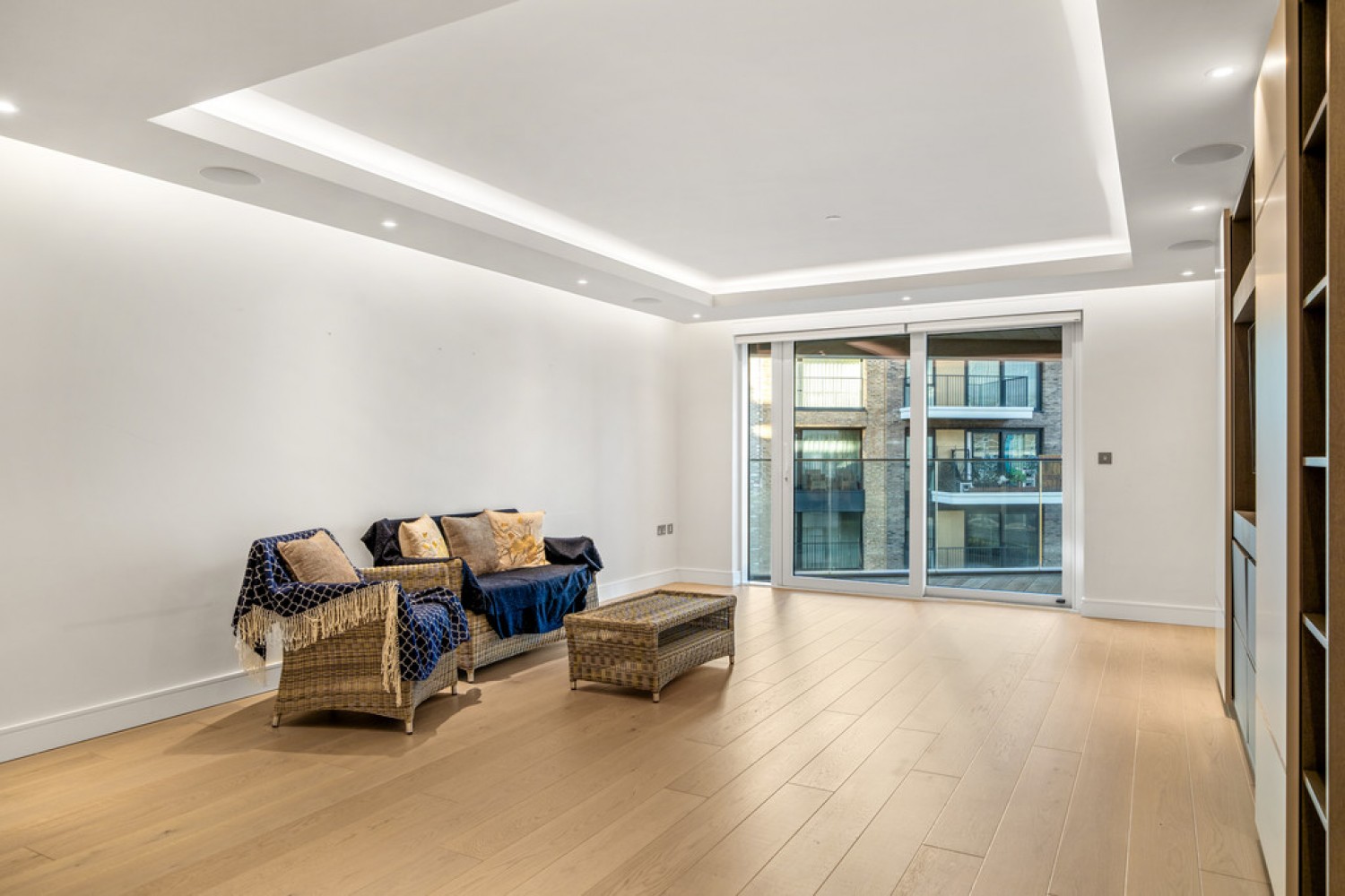 2 bedroom Flat in Park Street, Chelsea, London