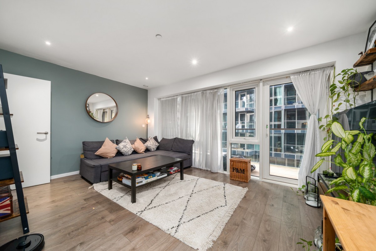 Meridian House, Battersea Reach