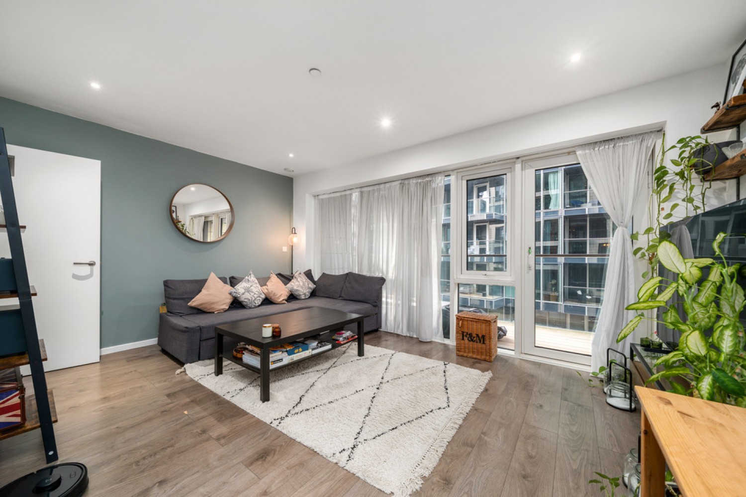 Meridian House, Battersea Reach