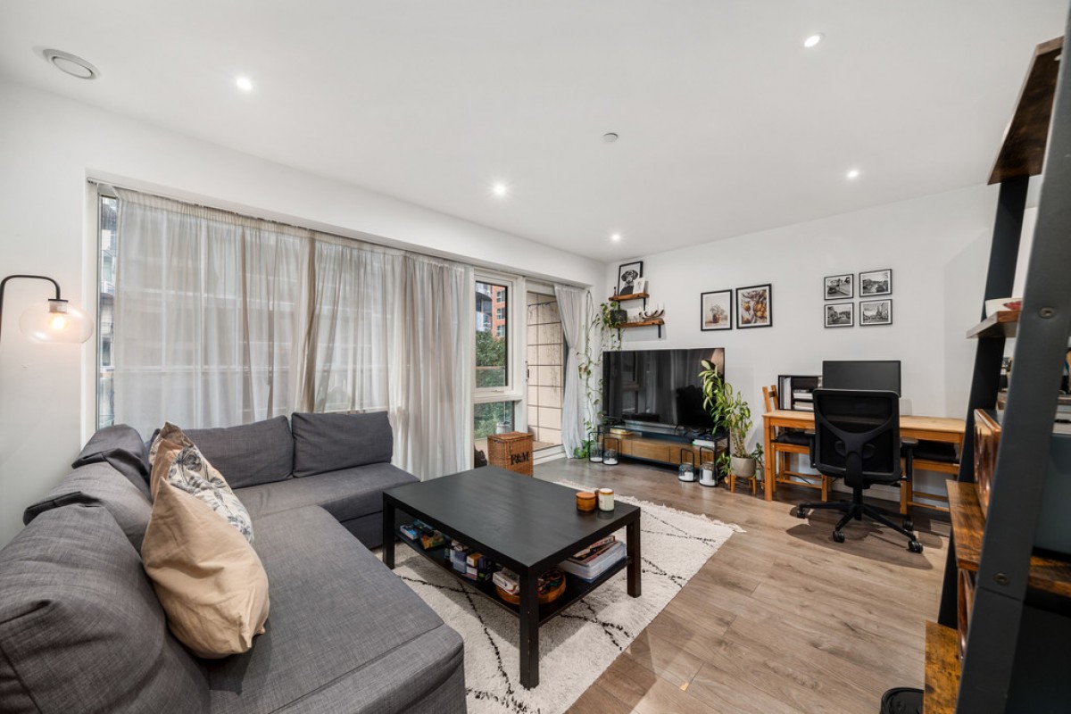 Meridian House, Battersea Reach