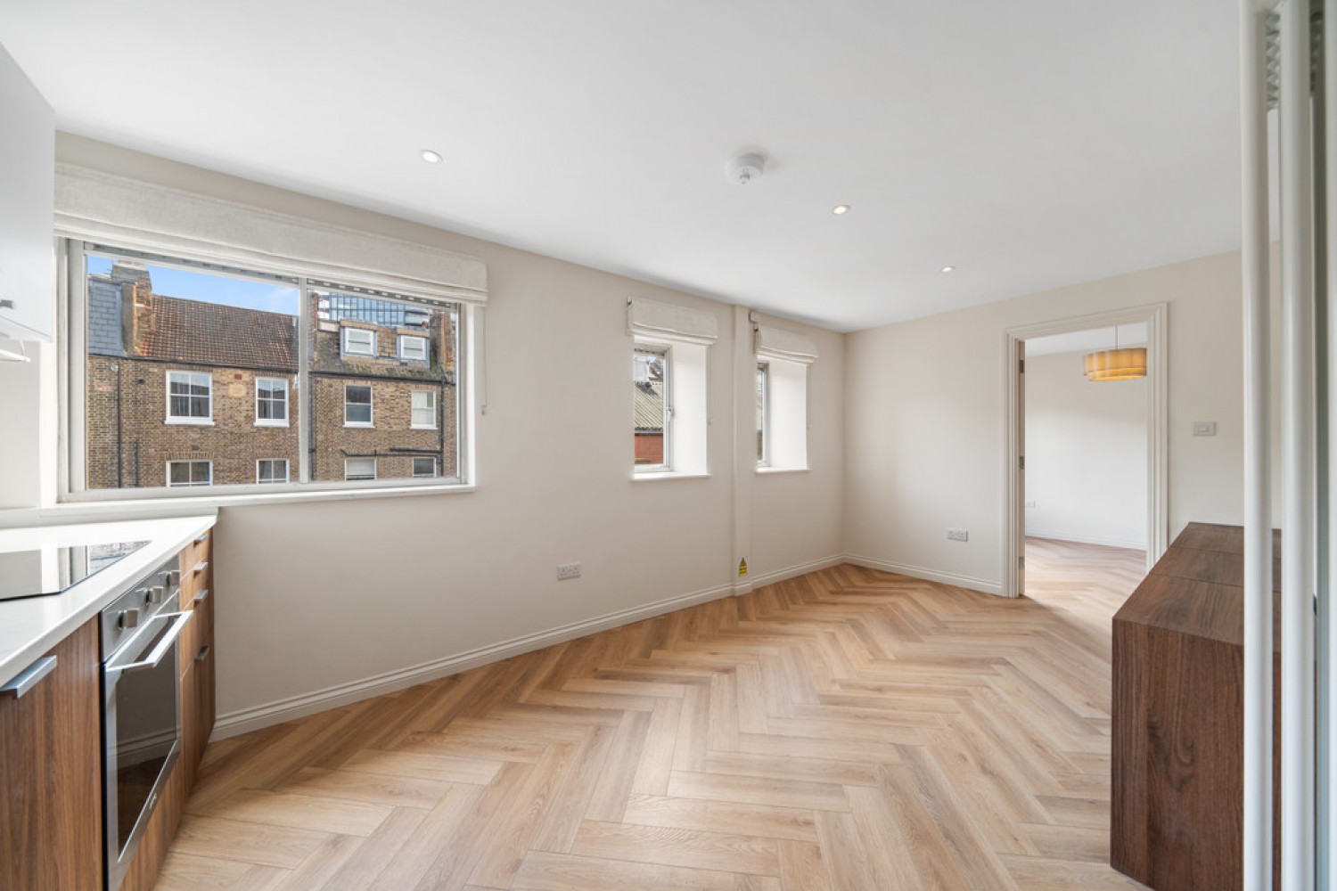 1 bedroom Flat in Stadium St, Chelsea