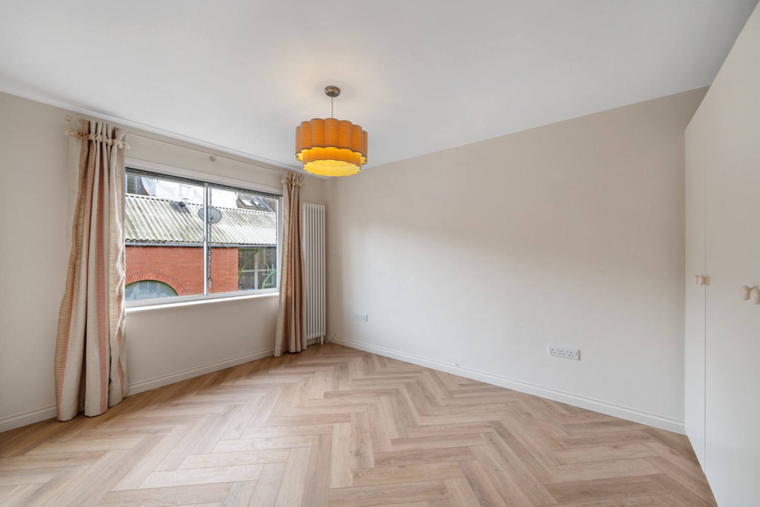 1 bedroom Flat in Stadium St, Chelsea