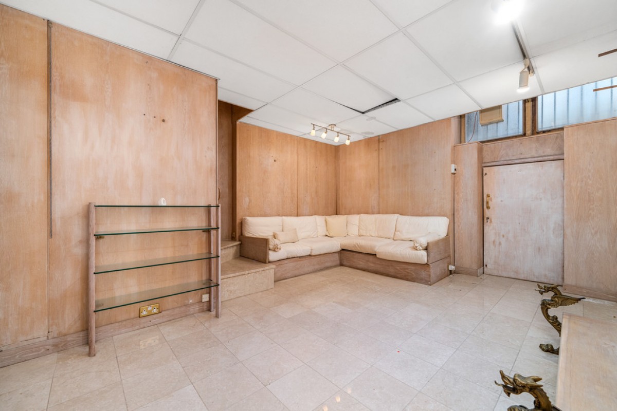 Rutland Court, Knightsbridge