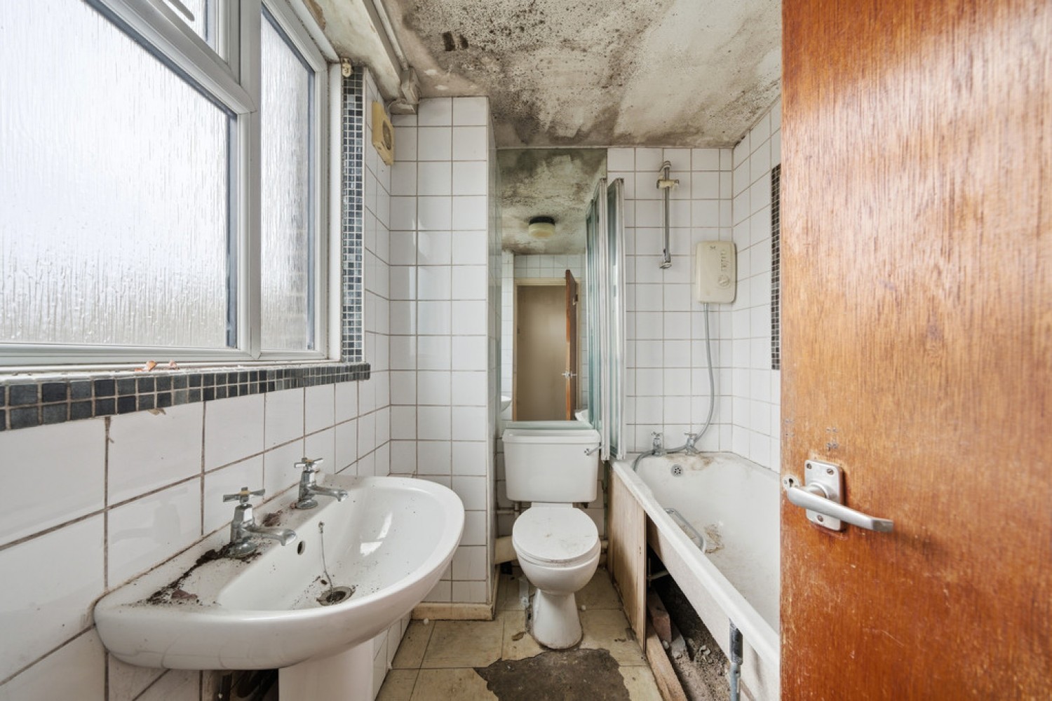 1 bedroom Flat in Burns Road, Battersea, Wandsworth