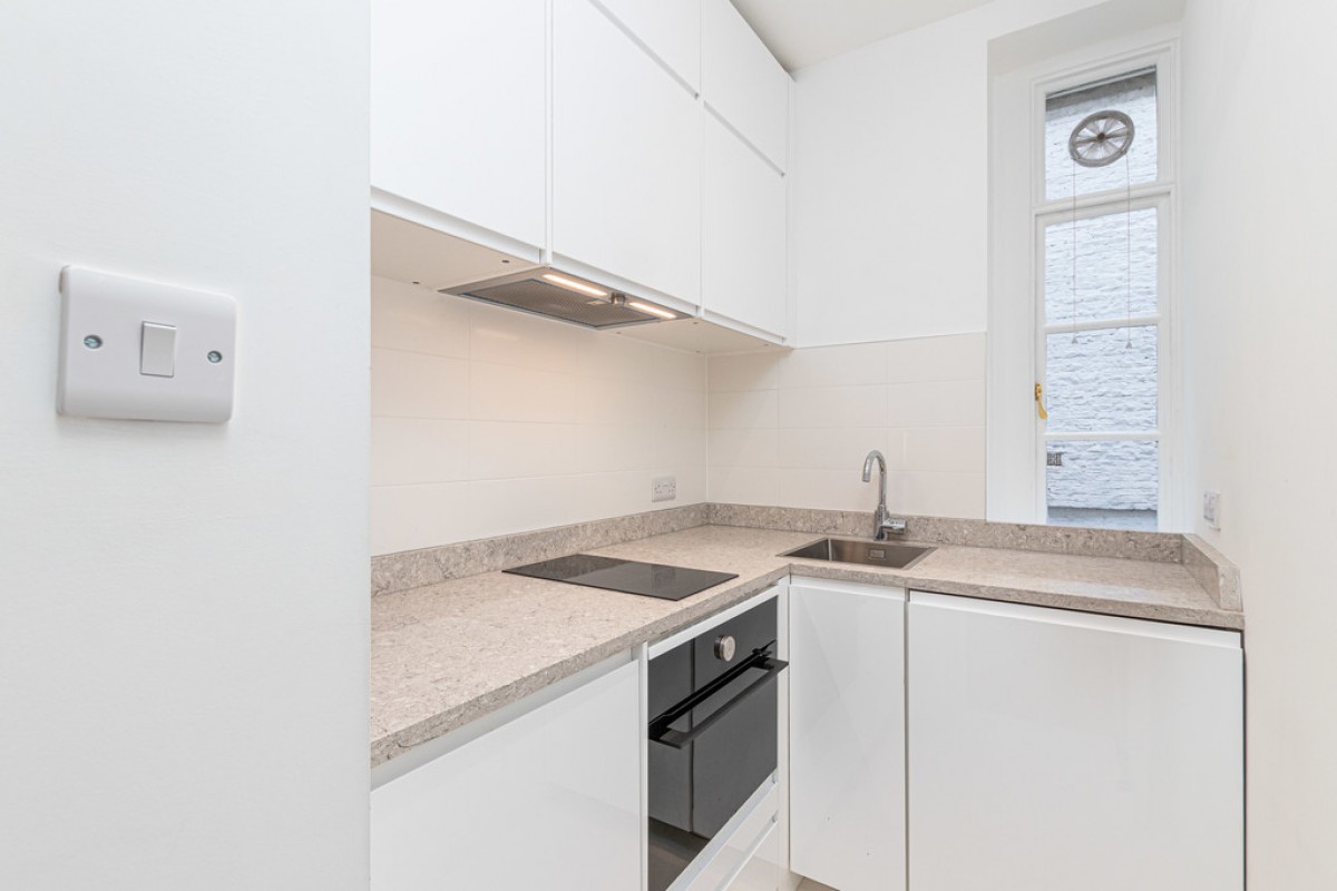 St James's Street, London, SW1A