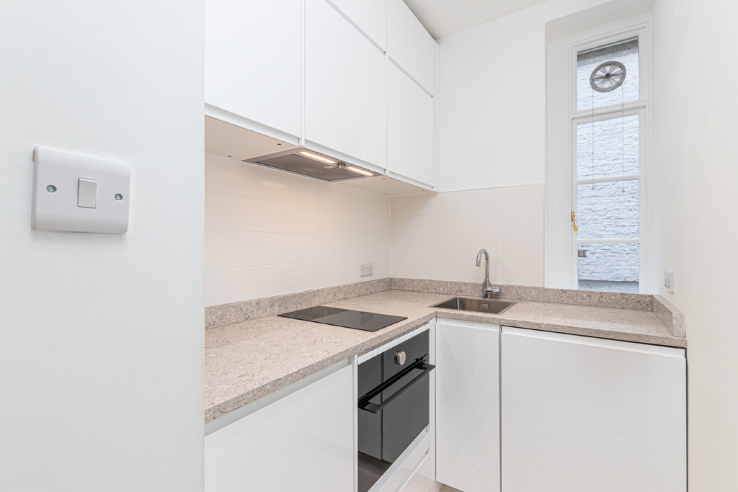 1 bedroom Flat in St James's Street, London, SW1A