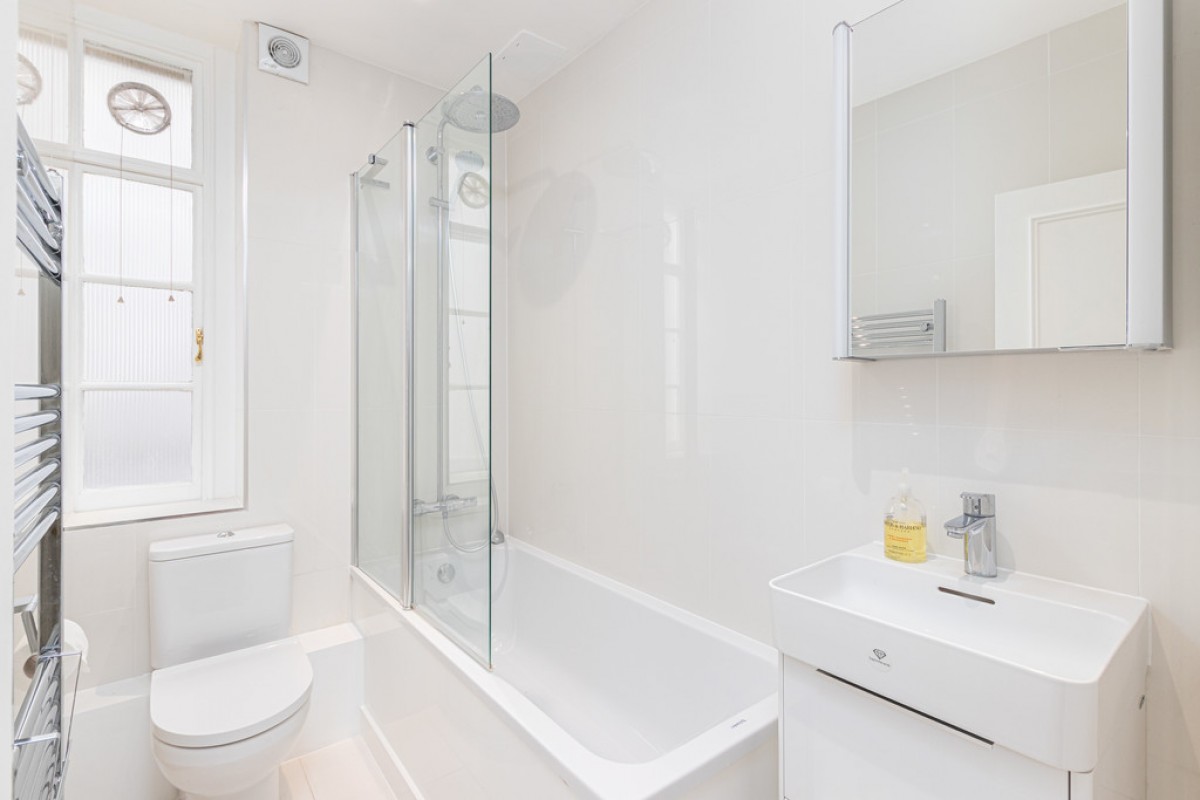 St James's Street, London, SW1A