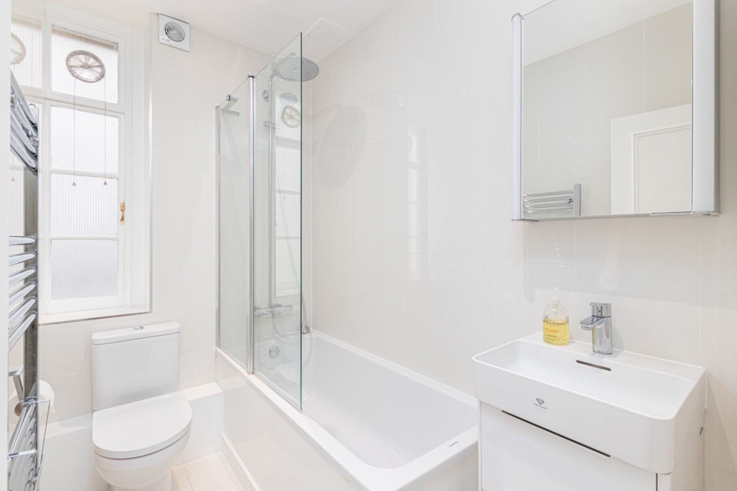 1 bedroom Flat in St James's Street, London, SW1A