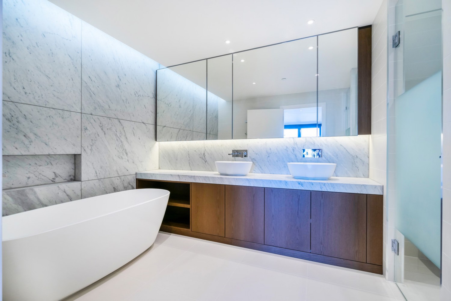 3 bedroom Flat for Sale Harbour Avenue, Chelsea