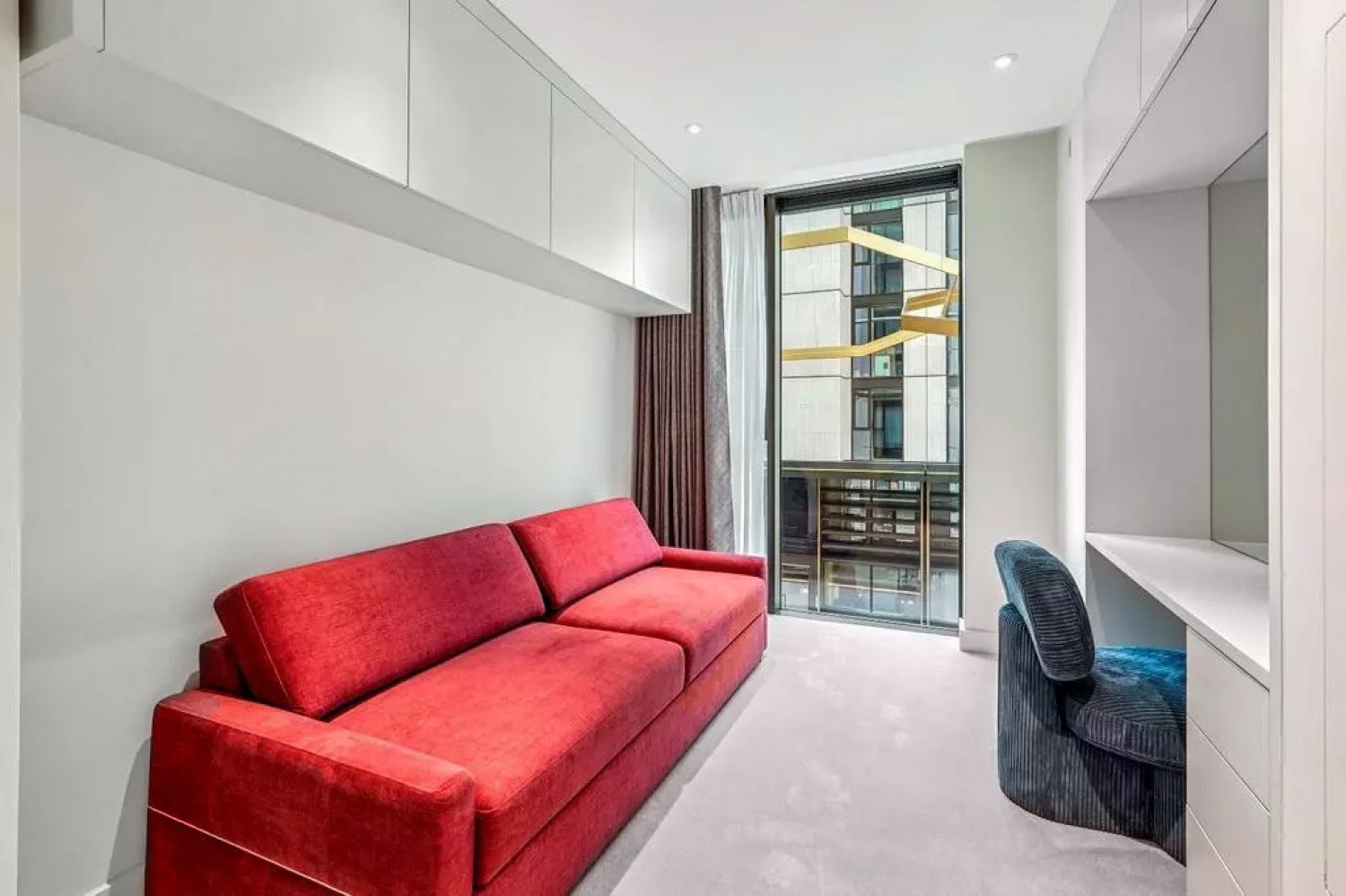 4 bedroom Flat for Letting The Powerhouse, Lots Road