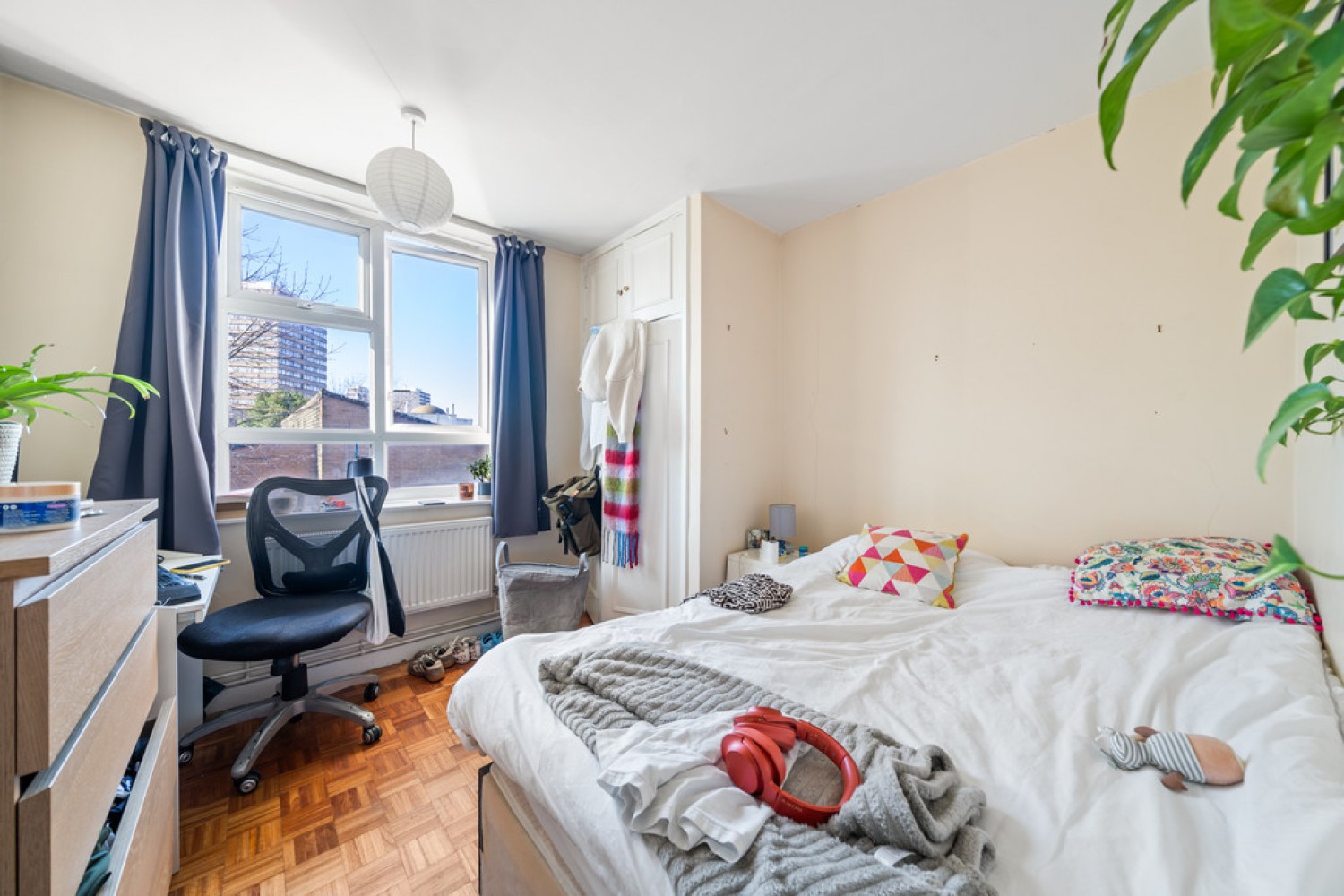 4 bedroom Flat in Falcon Grove, Battersea