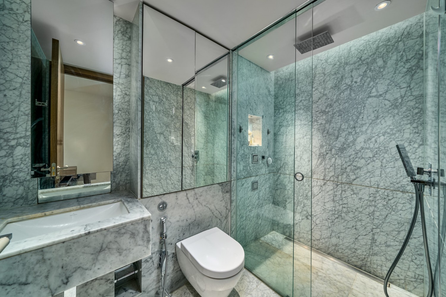 2 bedroom Flat in Park Street, Chelsea Creek