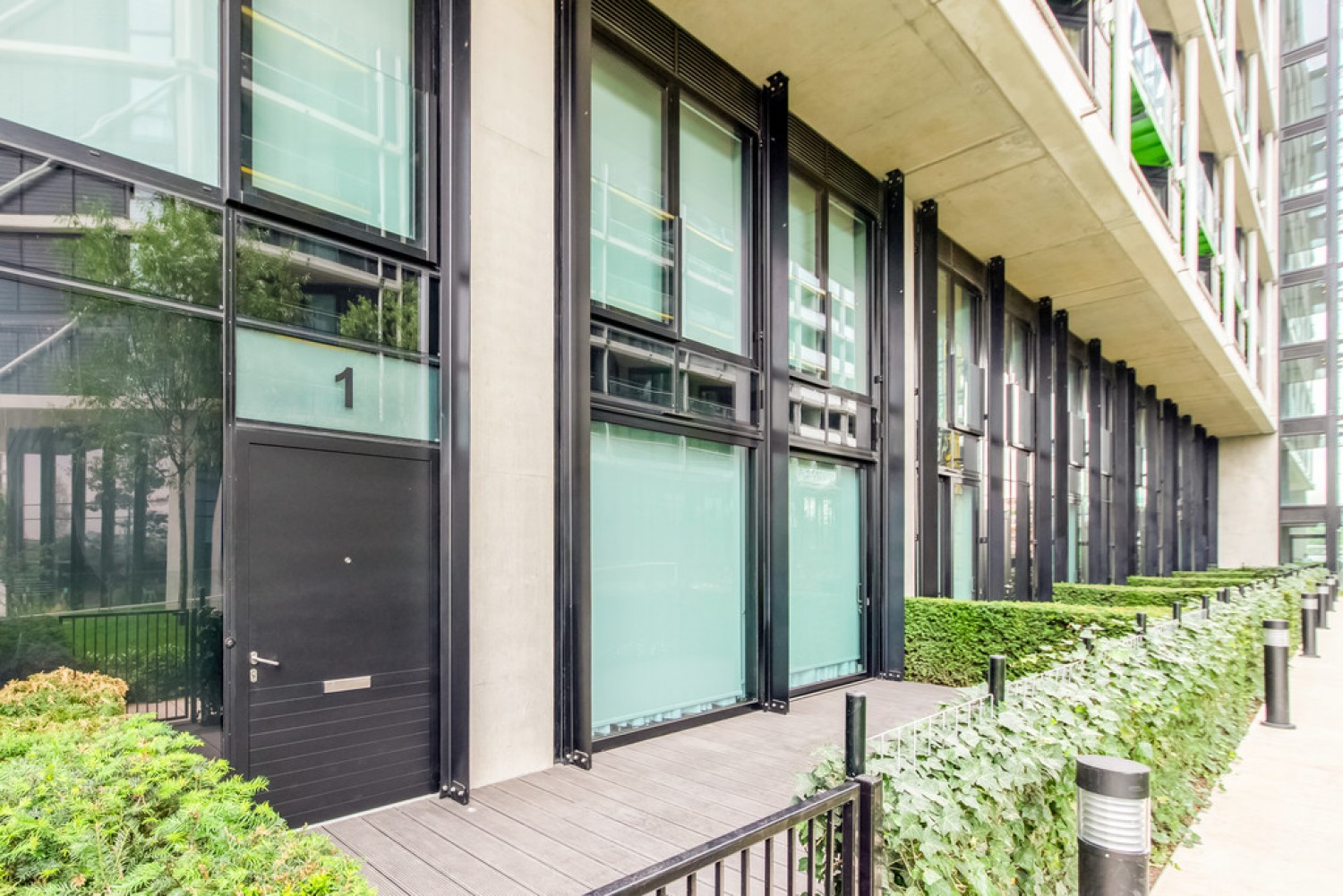 3 bedroom Flat in Riverlight Quay, Nine Elms