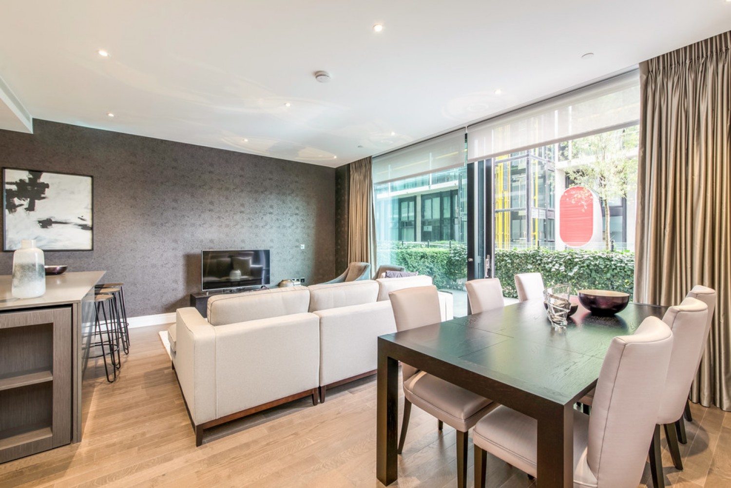 3 bedroom Flat in Riverlight Quay, Nine Elms