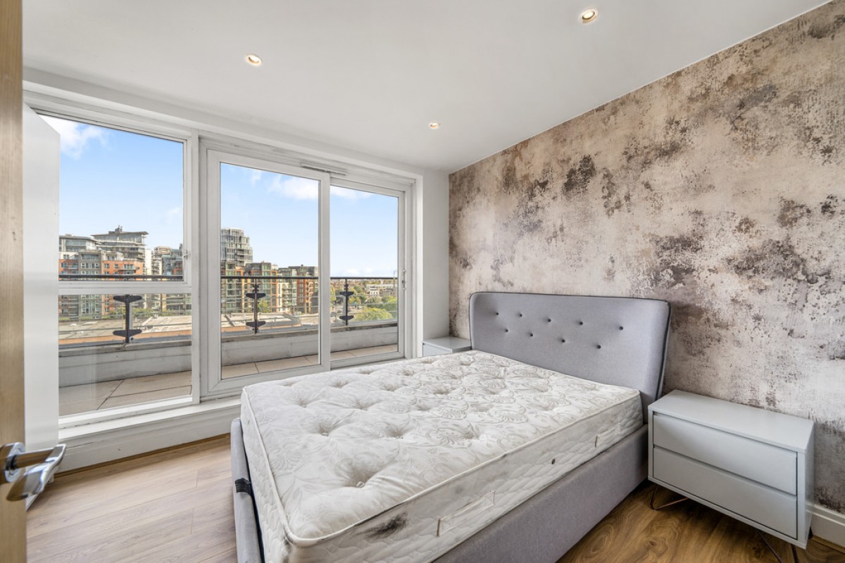 Riverside West, Wandsworth