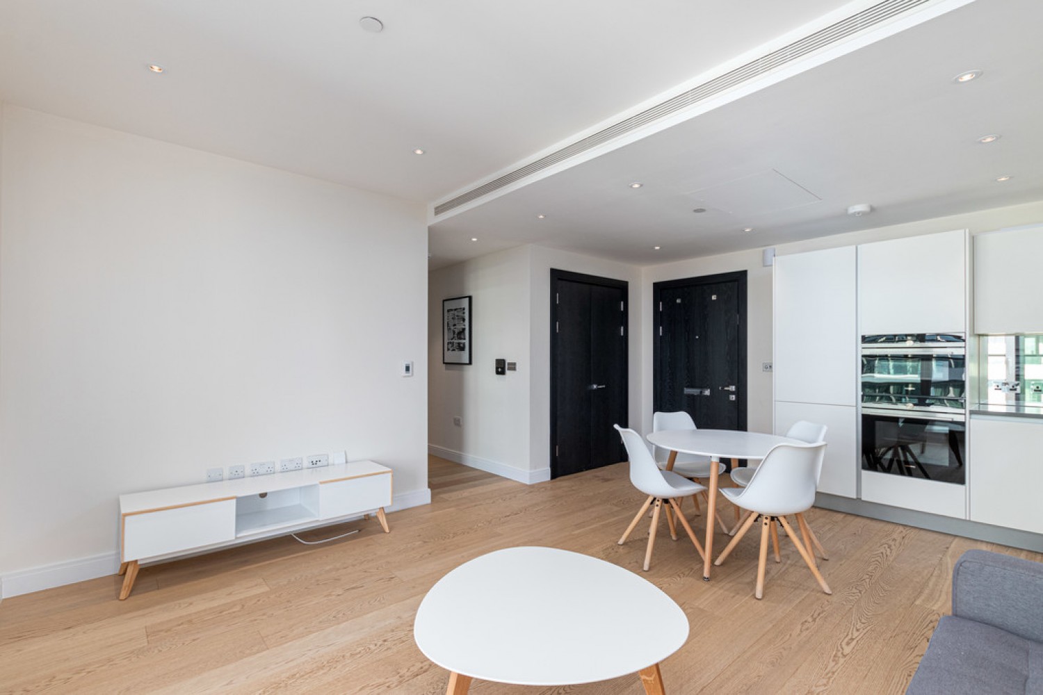 2 bedroom Flat for Sale Sophora House, Chelsea Vista