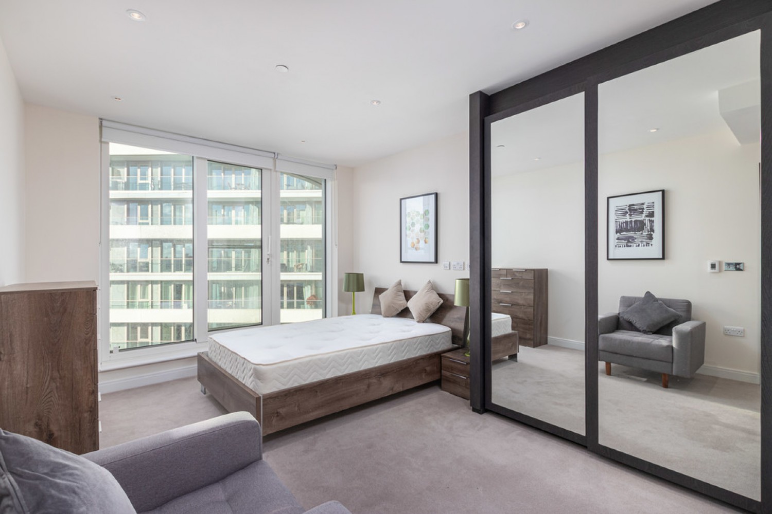 2 bedroom Flat for Sale Sophora House, Chelsea Vista