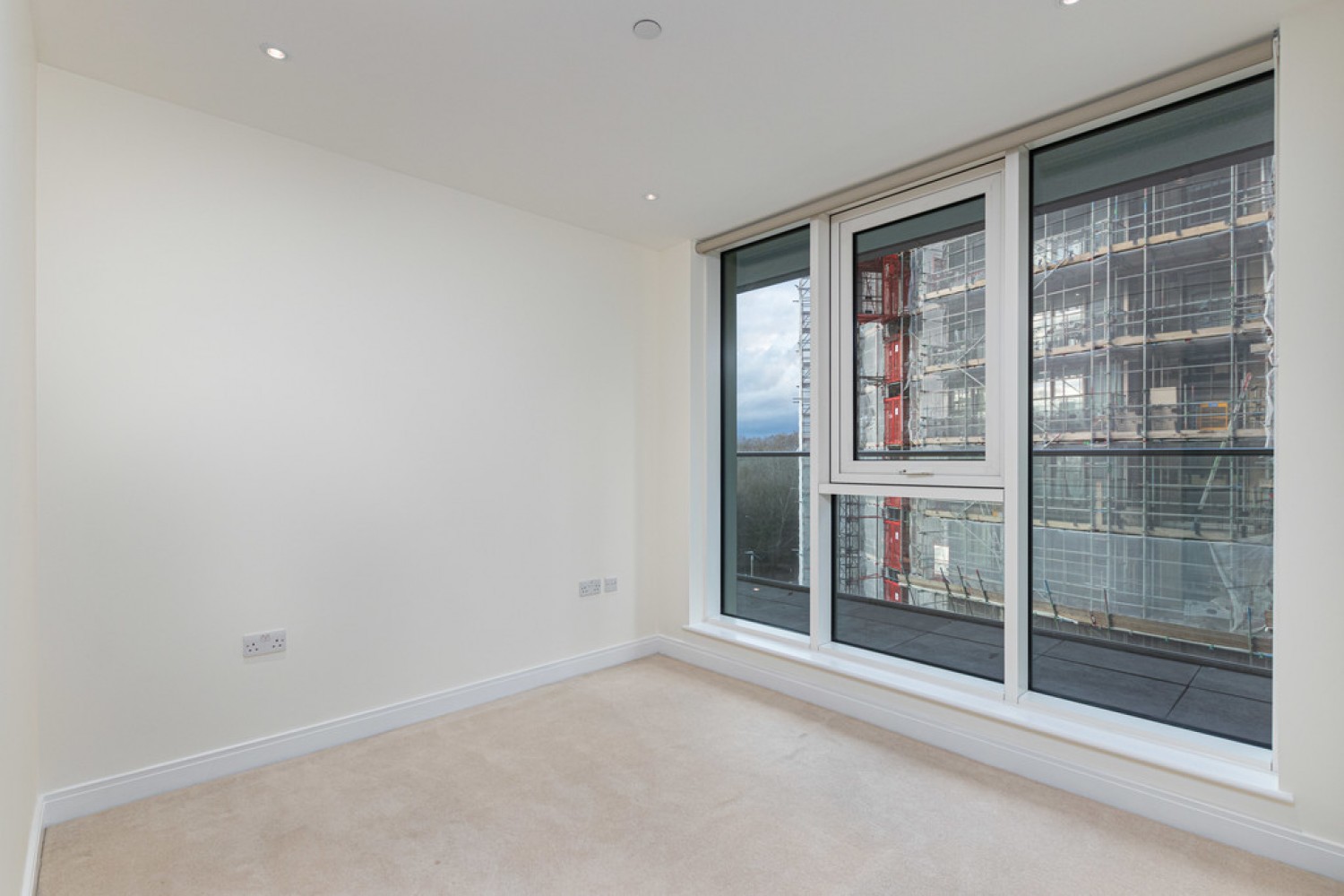 3 bedroom Flat for Sale Cascade Court