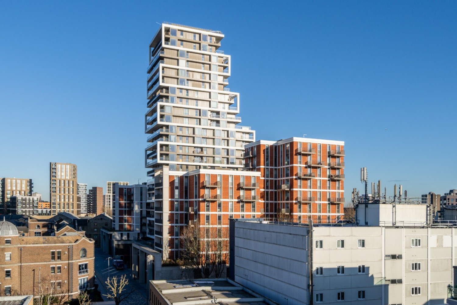 2 bedroom Flat for Sale Coda Residences