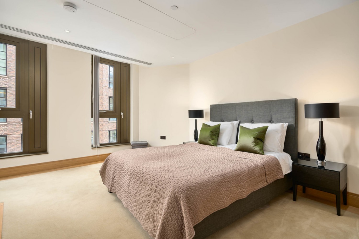 2 bedroom Flat for Sale John Islip Street, Westminster